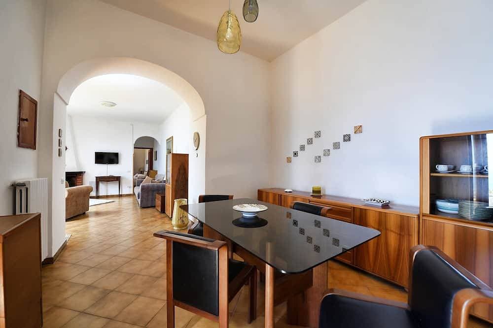 Foto 12 von 25: Charmantes Ferienhaus mit privatem Zitronengarten und Meerblick