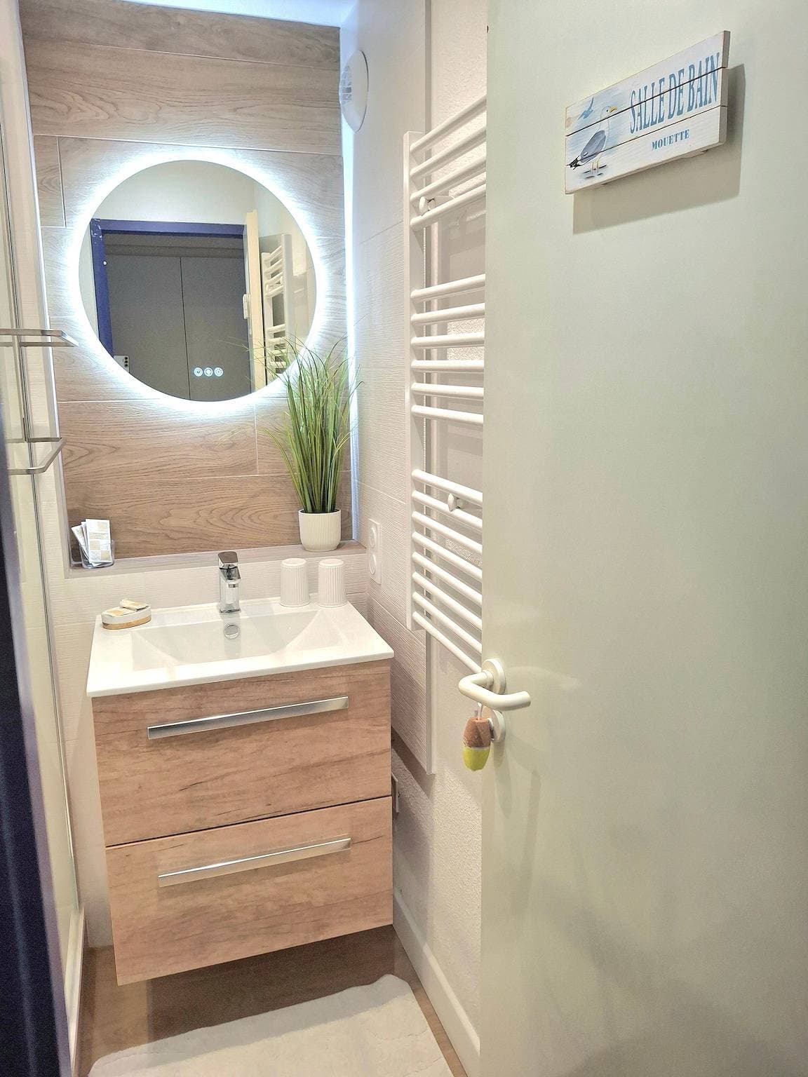 Foto 12 von 23: Ferienwohnung für 3 Personen mit Pool