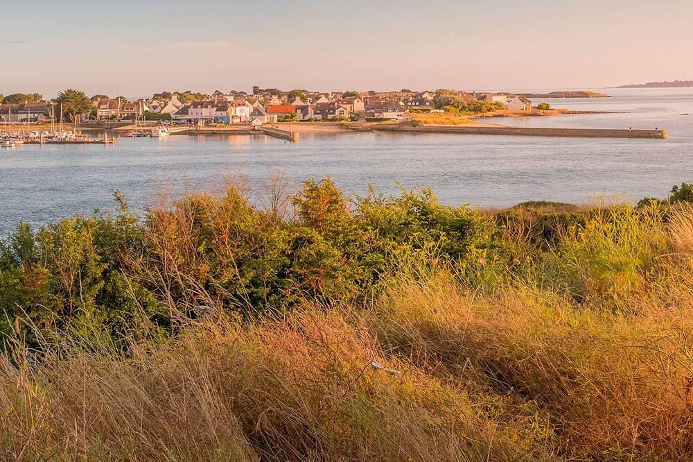 Foto 12 von 24: Renoviertes Studio mit Meerblick-Balkon, WIFI, nah am Strand und Einkaufsmöglichkeiten - 2 Pers