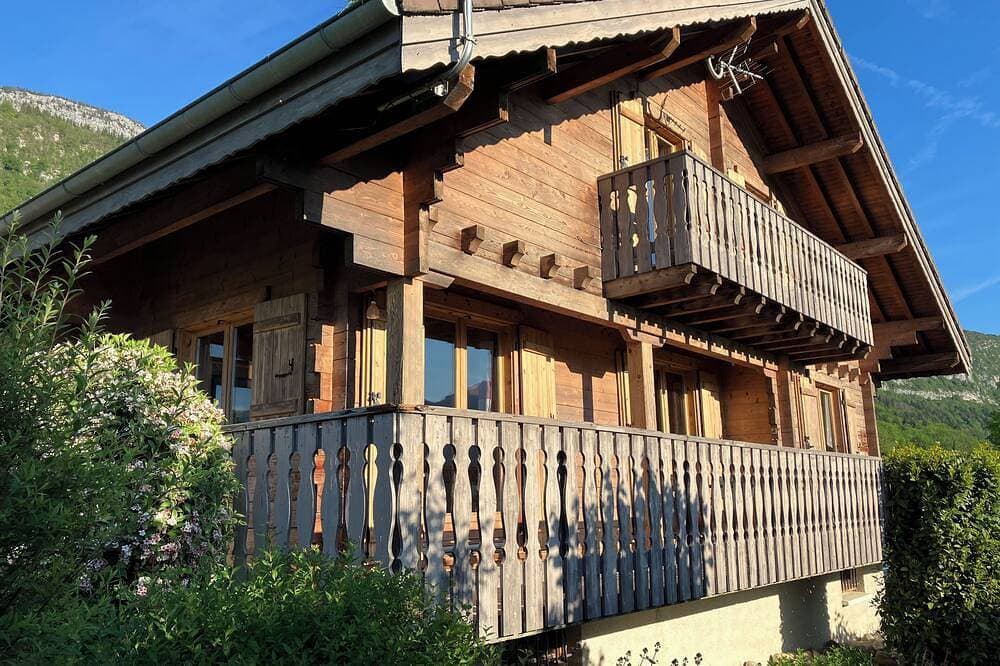 Chalet near Lake Annecy 1