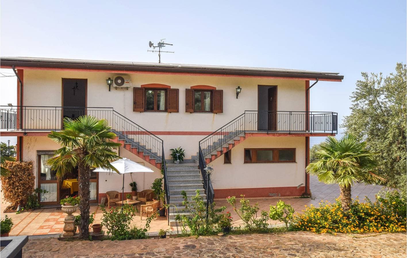 Apartment mit Meerblick, Pool, Parkplatz und WiFi 1