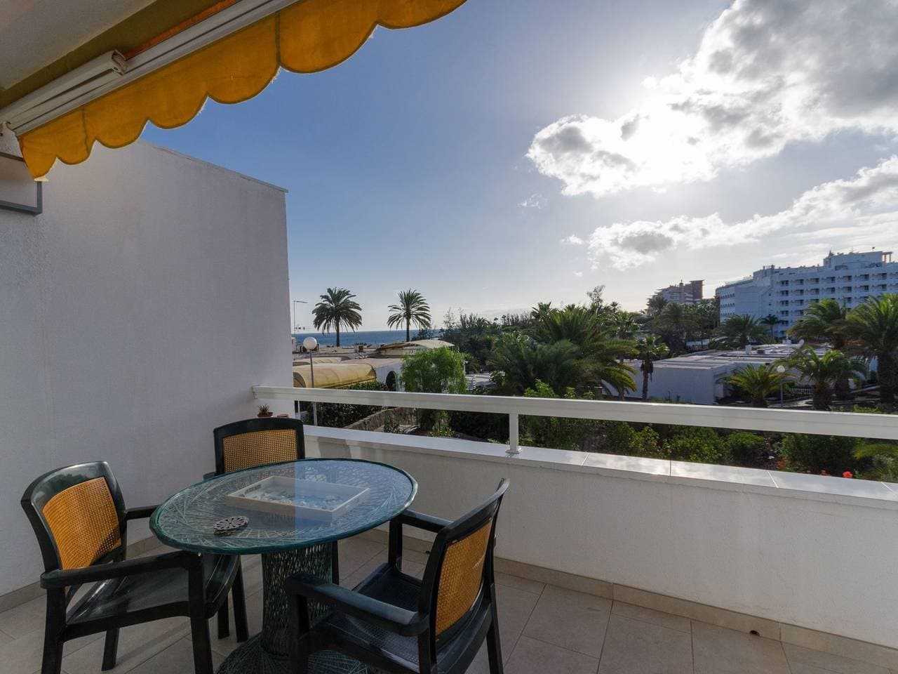 Foto 2 von 24: Terrassenwohnung mit zwei Schlafzimmern am Strand