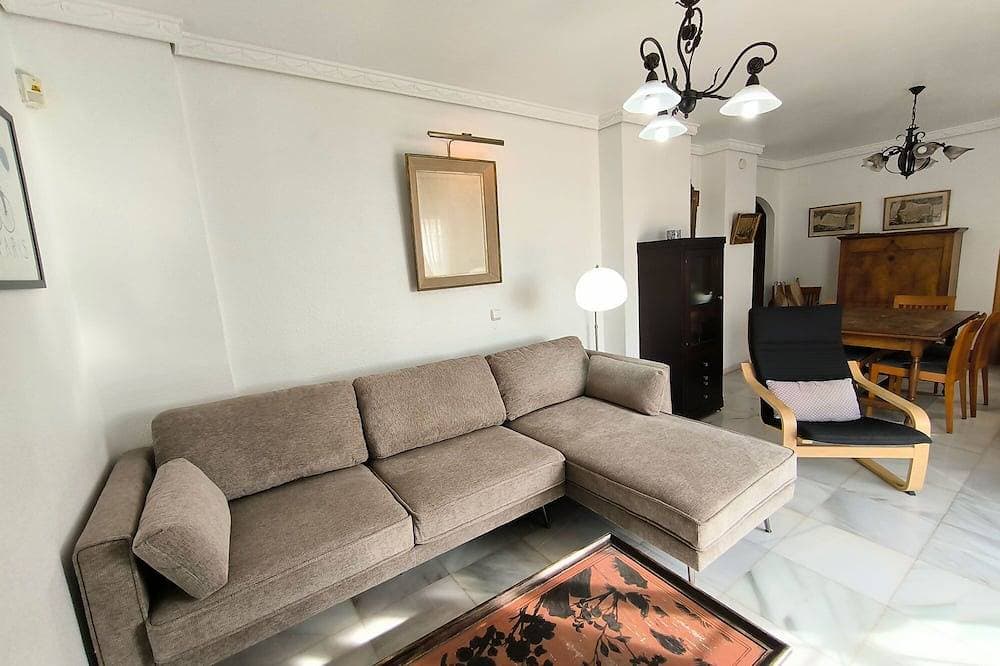 Foto 9 von 30: Penthouse in Estepona mit zwei Schlafzimmern und einem Badezimmer