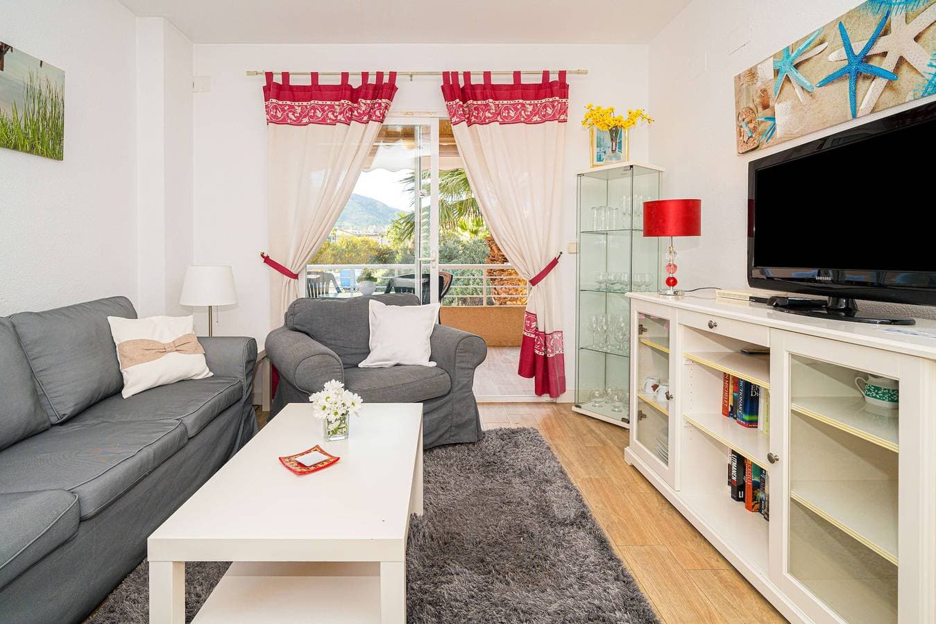 Foto 4 von 23: Ferienwohnung 'Alborada Golf 1A' mit Terrasse, Gemeinschaftspool und WLAN