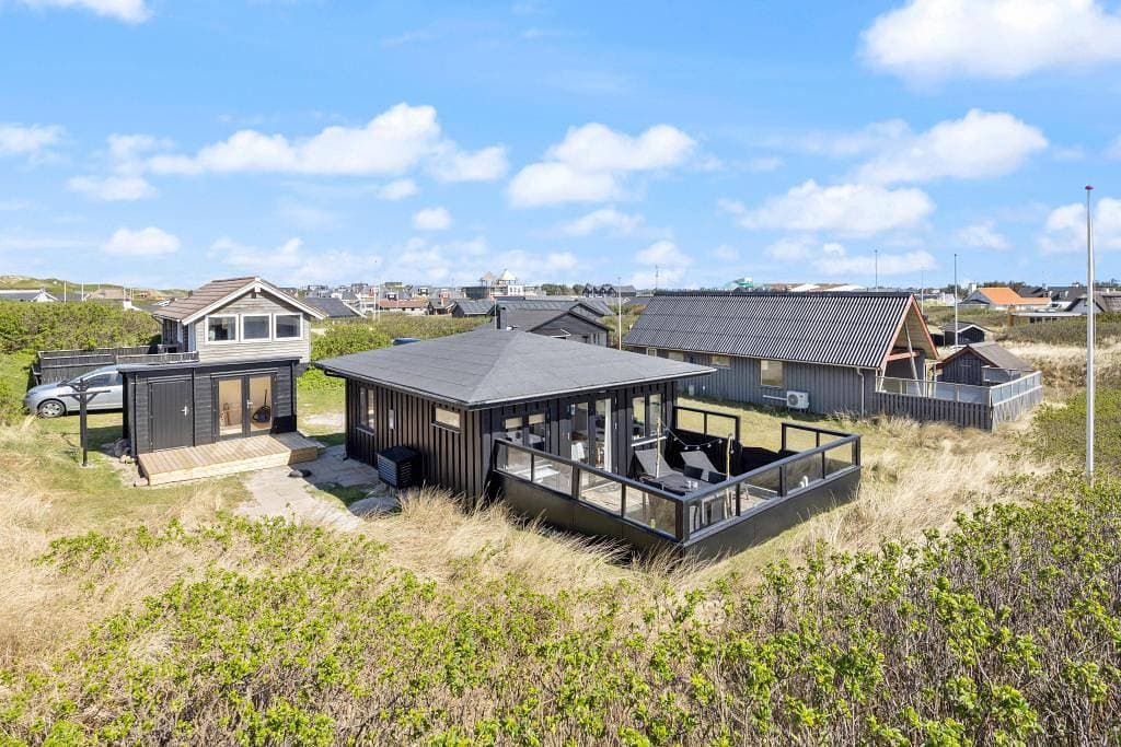 Klassisches Ferienhaus in zentraler und strandnaher Lage 1