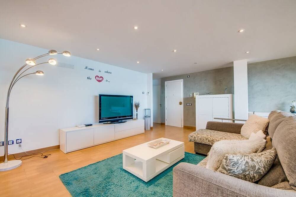 Foto 11 von 30: Super! Excl.moderne FeWo 150qm, direkt am Strand von S'illot, bis 4Pers. Wifi