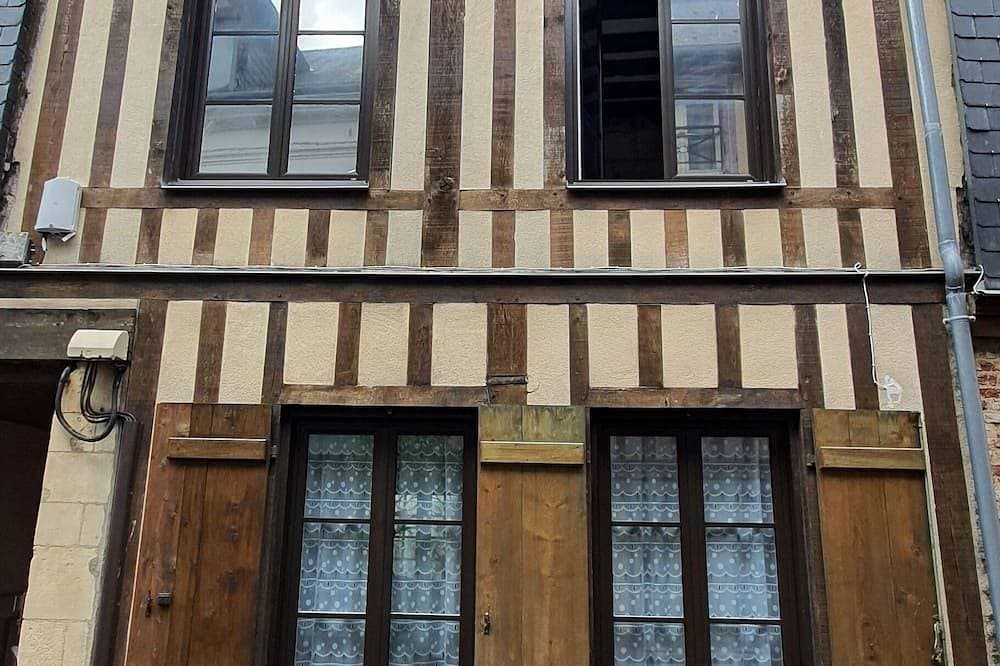 Foto 11 von 17: Typical, quiet house in the center of Honfleur