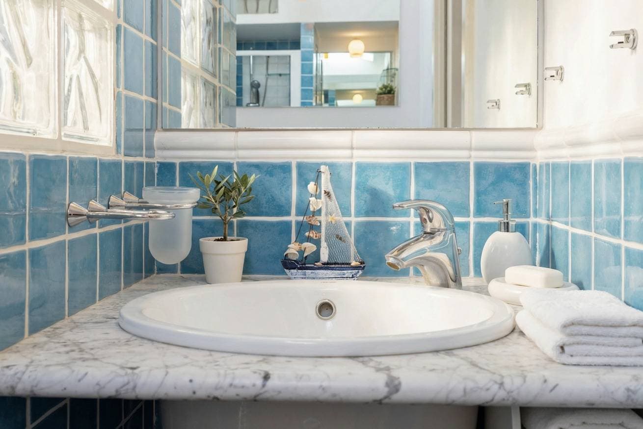 Foto 10 von 50: Ferienwohnung für 4 Personen mit Meerblick