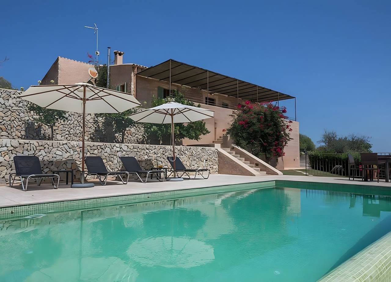 Foto 2 von 35: Landhaus 'Calma' mit Bergblick, privatem Pool und WLAN