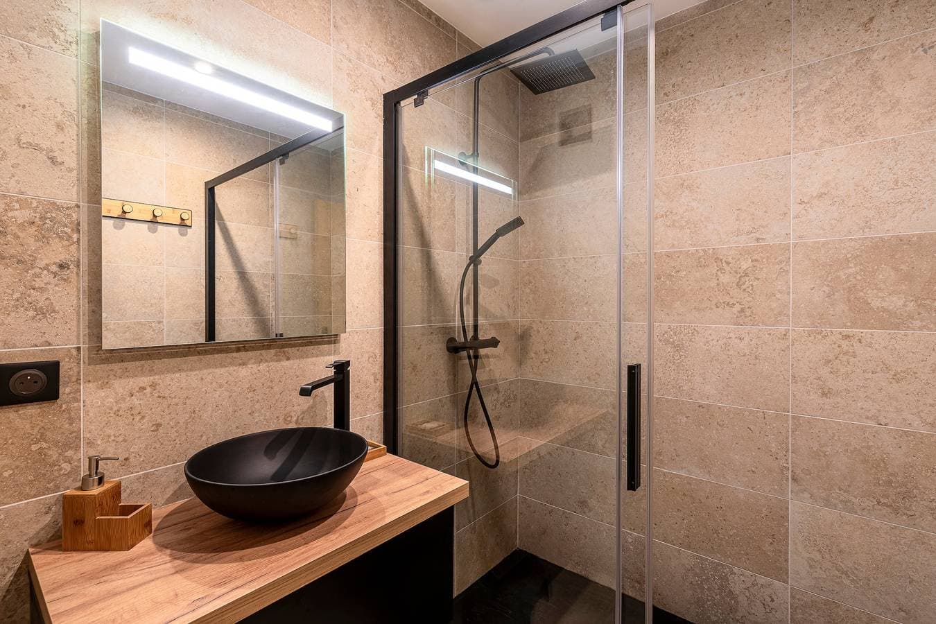Foto 5 von 14: Ferienwohnung für 4 Personen mit Terrasse