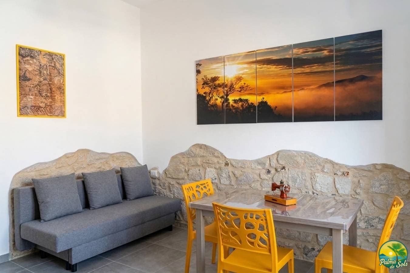 Foto 5 von 83: Private Gelbe Wohnung in Palma de Sols — Keine gemeinsamen Wohnräume