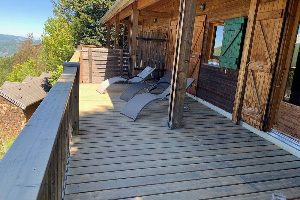 Foto 5 von 6: 4 Chambres: 85 m2 + 35 m2 de Terrasse sur les Pistes: de 8 a 12 Personnes