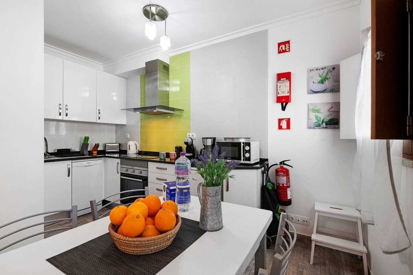 Foto 7 von 22: Ferienwohnung 'Do Alto' mit Privatterrasse, Wi-Fi und Klimaanlage