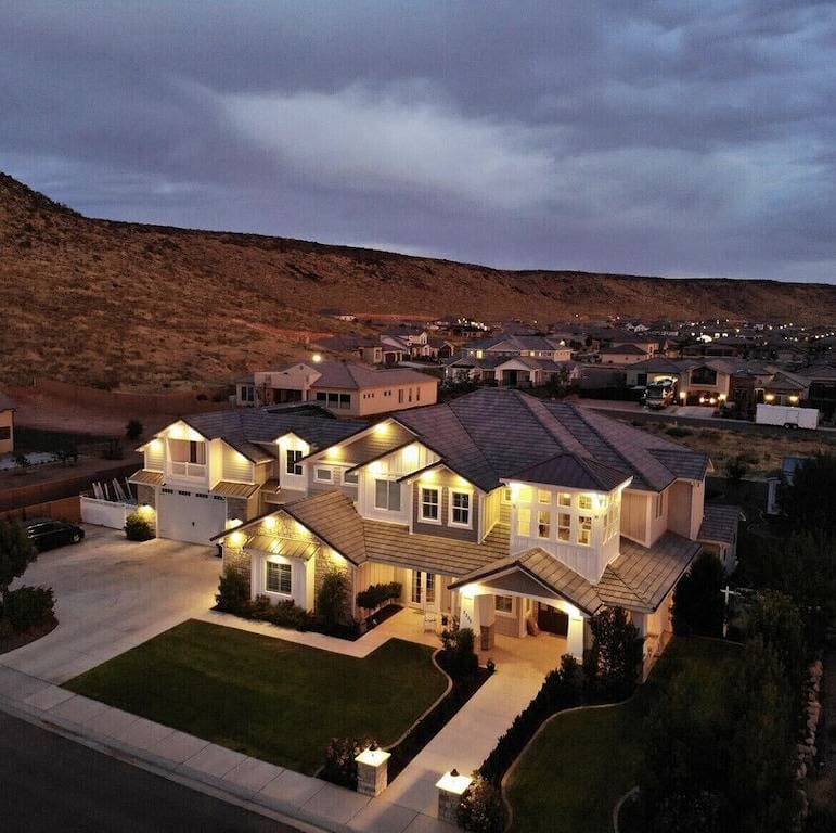 Foto 3 von 48: Casita Retreat Apt: full kitchen, Sleeps 2, near Sand Hollow, Zions, & St George