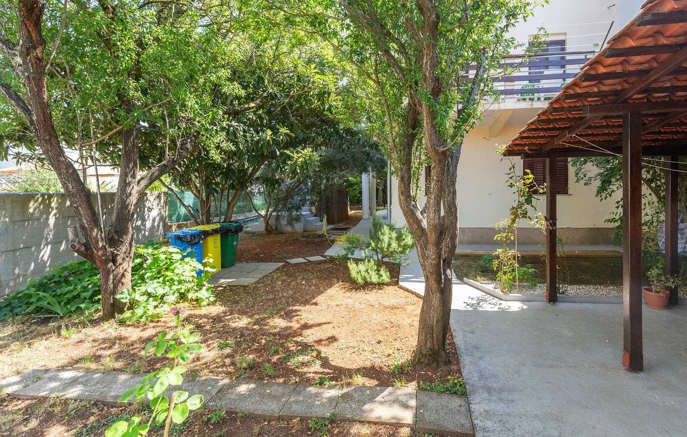Foto 2 von 30: Charmante Ferienwohnung in Strandnähe mit WLAN, Terrasse und Parkplatz