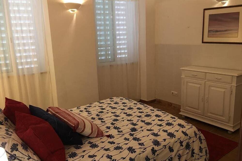 Foto 4 von 30: Neu renoviertes, wunderschönes Haus mit hohem Standard im Herzen von Olhao.