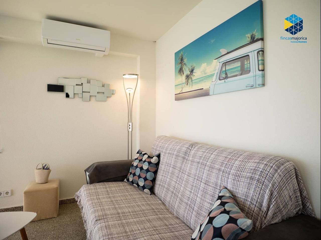 Foto 9 von 25: Charmante 2-Zi-Wohnung mit Terrasse, Klimaanlage und ausgestatteter Küche