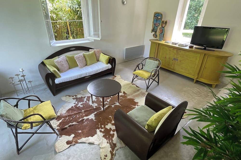 Foto 8 von 28: Le Chai: Between sea and mountains, spacious gîte with private pool.