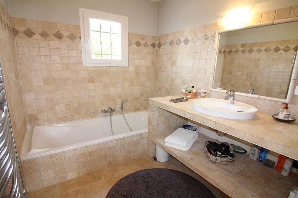 Foto 7 von 28: Provenzalische Villa mit Pool