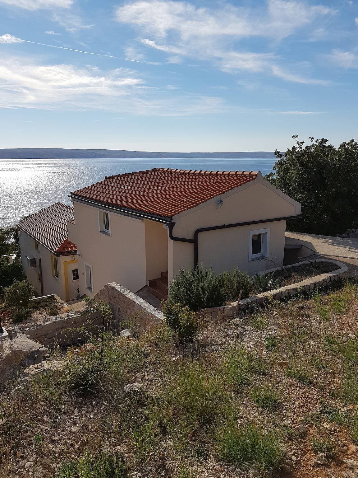 Foto 2 von 15: Studio Appartement mit Terrasse und Meerblick Baric Draga, Karlobag As-16148-a