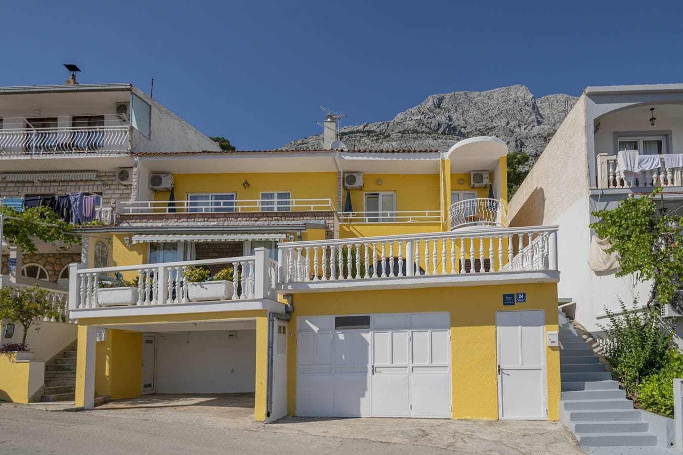 Foto 3 von 20: 2-Zimmer-Ferienwohnung mit Terrasse und Meerblick Baska Voda, Makarska -a