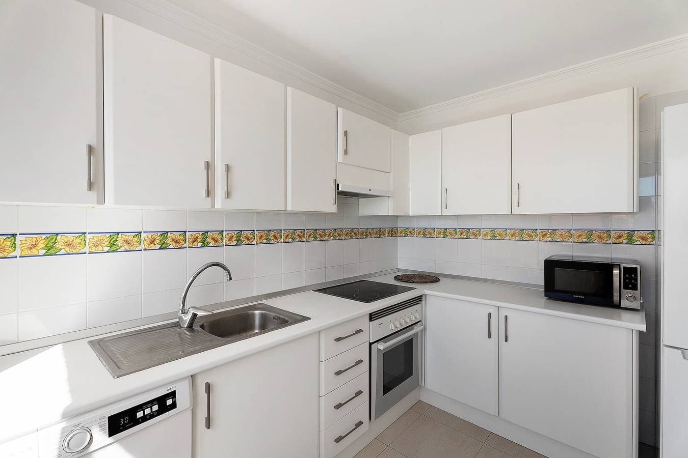 Foto 11 von 30: Ferienwohnung 'Ático Bellavista Alcalá' mit Privatterrasse und WLAN