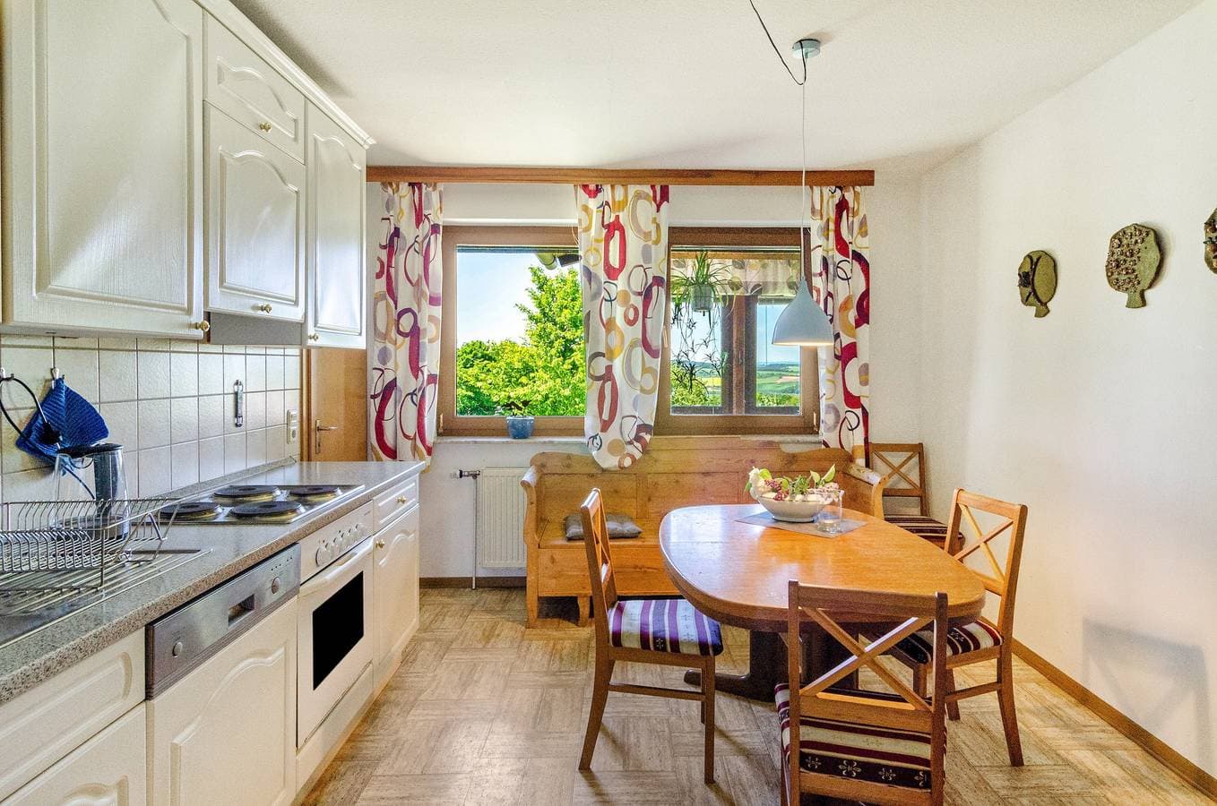 Foto 10 von 35: Ferienwohnung 'Landleben' mit Bergblick und Gemeinschaftsgarten