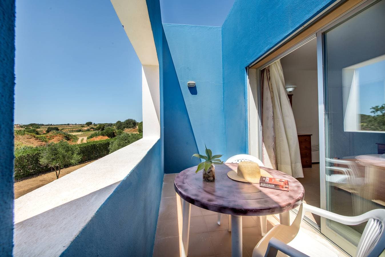 Foto 12 von 35: Sonnige Villa mit Zugang zum Pool - Entspannter Urlaub