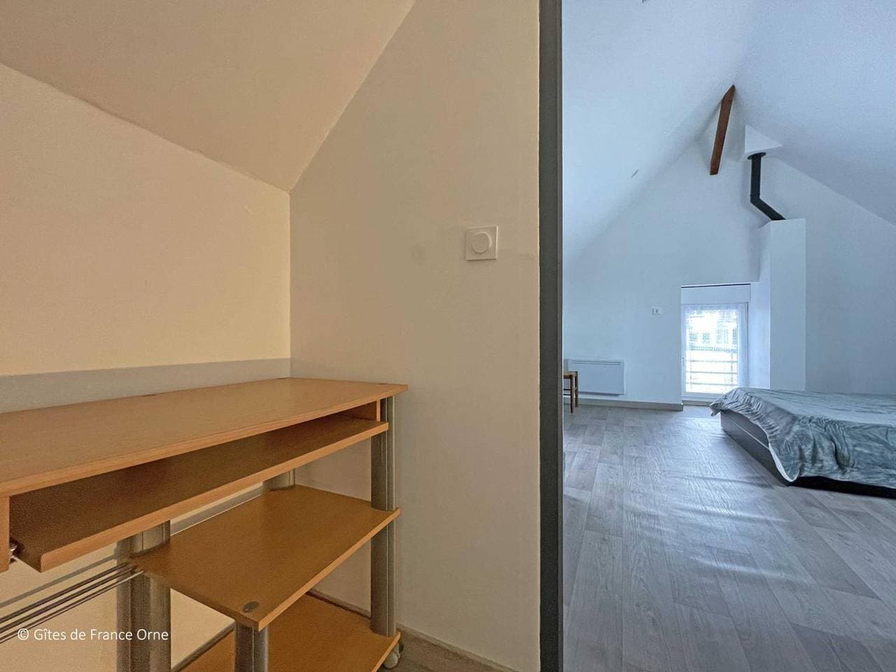 Foto 8 von 17: Helles renoviertes Ferienhaus mit Haustieren erlaubt, Parkplatz und WIFI in der Schweiz Normandie