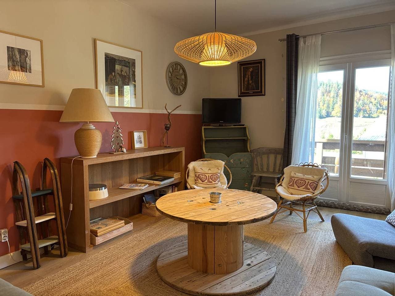 Foto 2 von 10: Perfekte Urlaubswohnung im ruhigen Villard de Lans, nahe Annehmlichkeiten, gratis Parkplatz, WLAN
