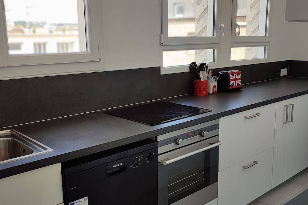 Foto 9 von 14: Großes renoviertes Apartment, 84 m2, 5 Personen, 100 m vom Bahnhof und der Straßenbahn entfernt