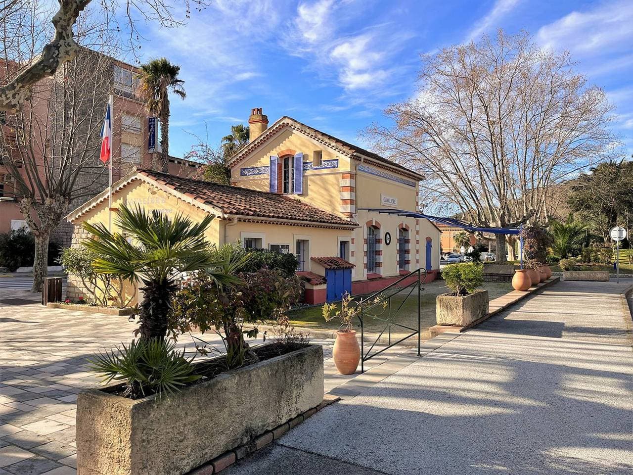 Foto 13 von 15: Klimatisierte 2-Zimmer-Wohnung mit Terrasse, Pool und WLAN, 4 Schlafplätze, Le Lavandou