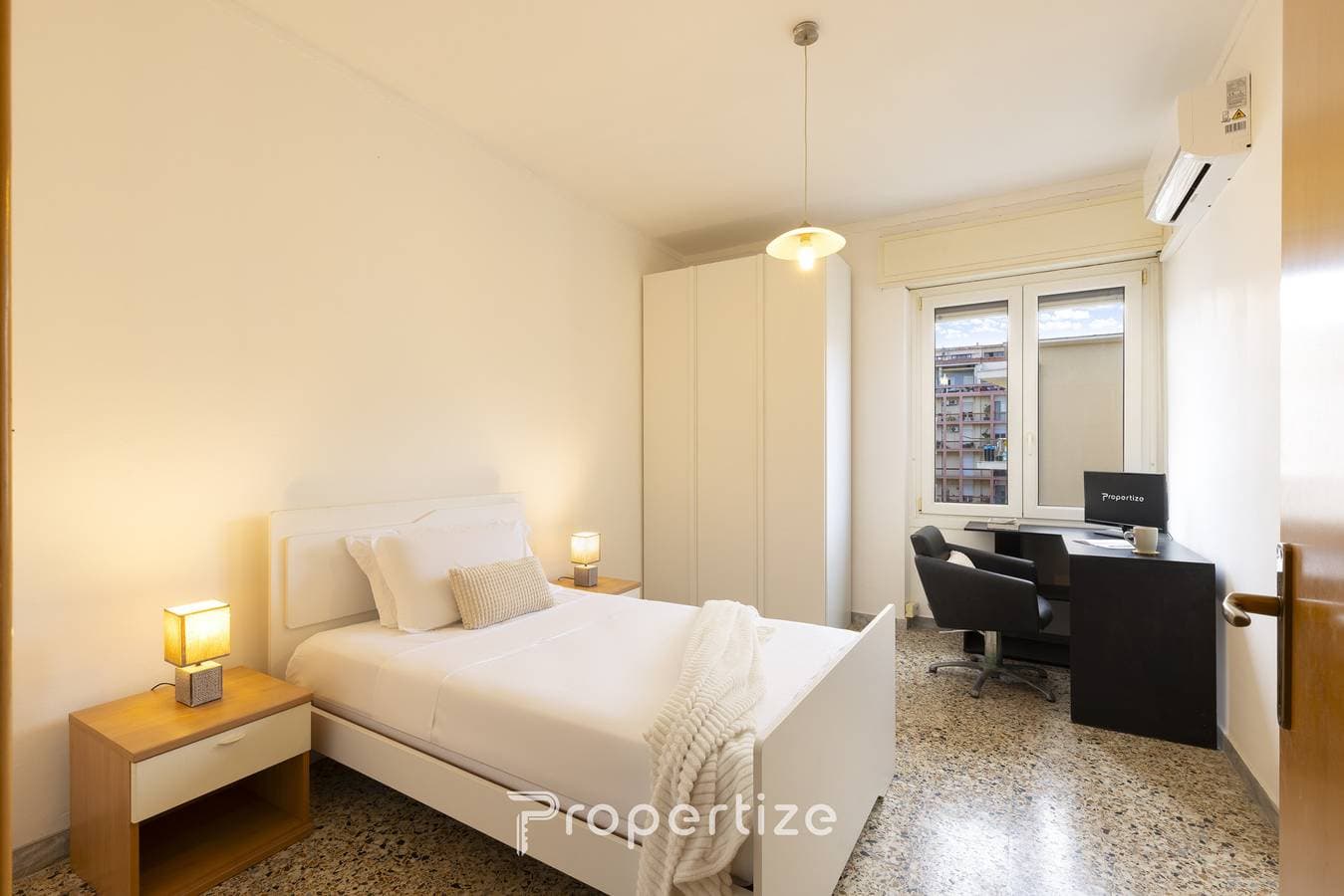 Foto 2 von 40: 3Br Family Apartment by Propertize