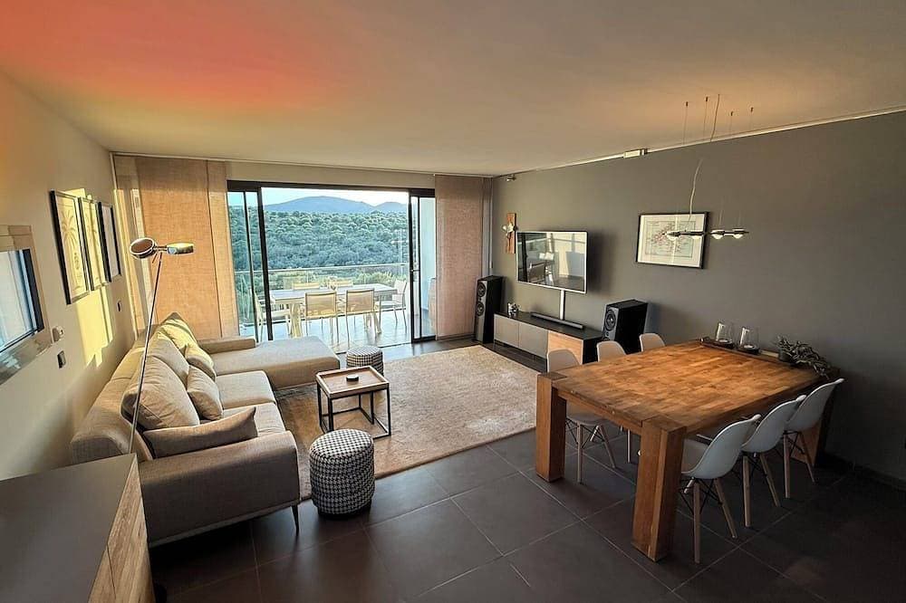Foto 12 von 30: LuxusChalet, neue hochwertige Ausstattung, Glasfaser, Pool, Fernsicht, Strandnah