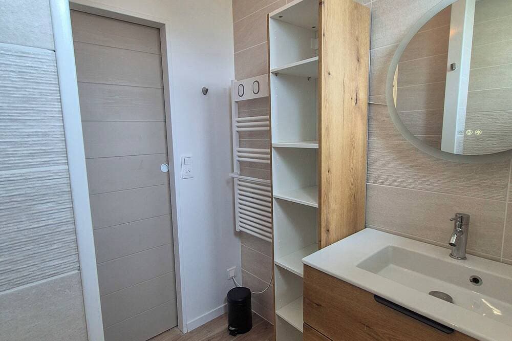 Foto 13 von 30: The house is located 50 meters from the beautiful sandy beach of Denneville.