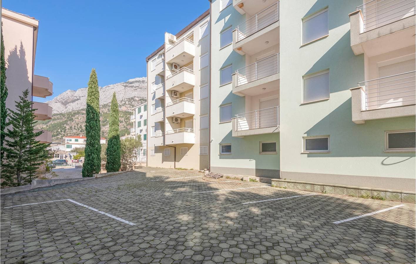 Foto 2 von 26: Gemütliche Ferienwohnung mit Terrasse, WLAN und Parkplatz, 900 m vom Strand entfernt
