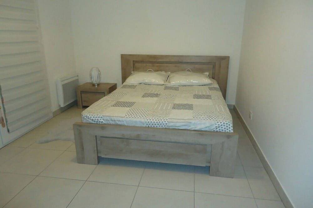 Foto 2 von 6: New t2 apartment in residence in puget sur argens