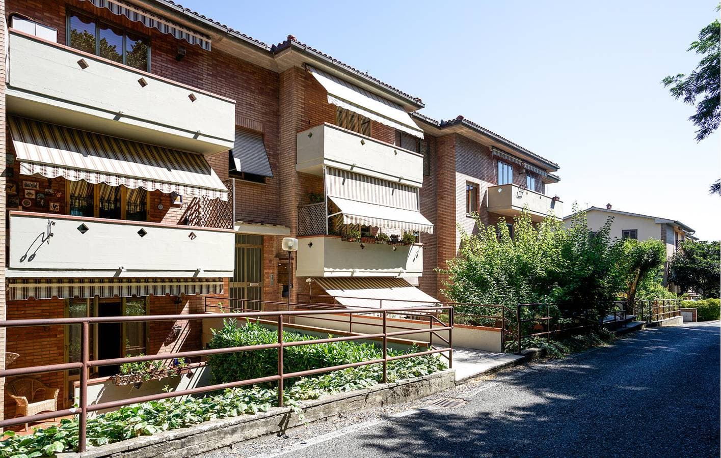 Gemütliche Gartenwohnung mit Parkplatz, WiFi, AC in der Nähe von Fluss und Restaurant 1