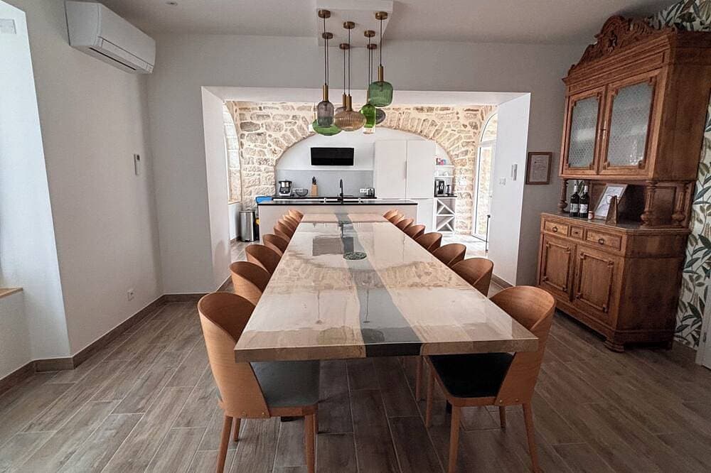 Foto 13 von 30: Charming, completely renovated family gîte in the heart of an Ardechois village.
