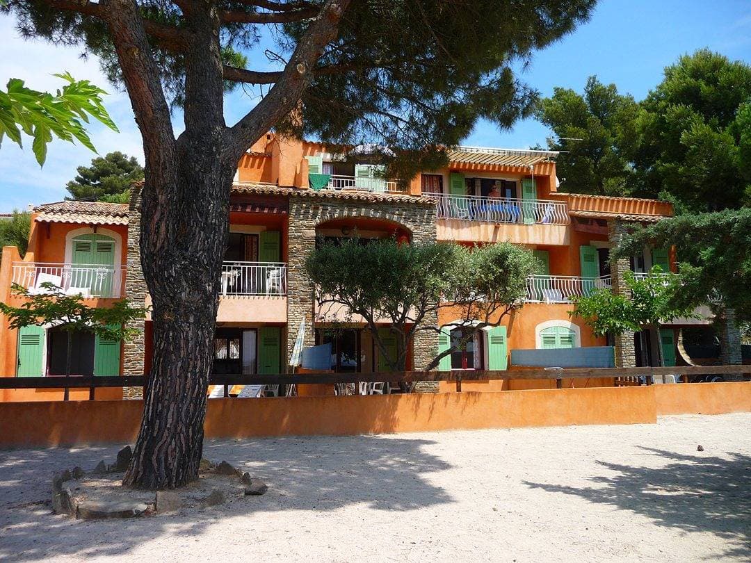 Foto 3 von 26: (4) Apartment mit Beheiztem Pool und Blick Aufs Meer zu 10 meter vom Strand