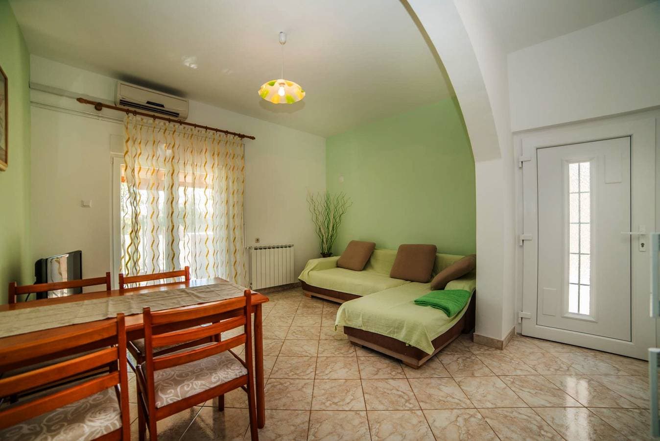 Foto 8 von 21: Apartment mit einem Schlafzimmer Đurđa C in Fažana