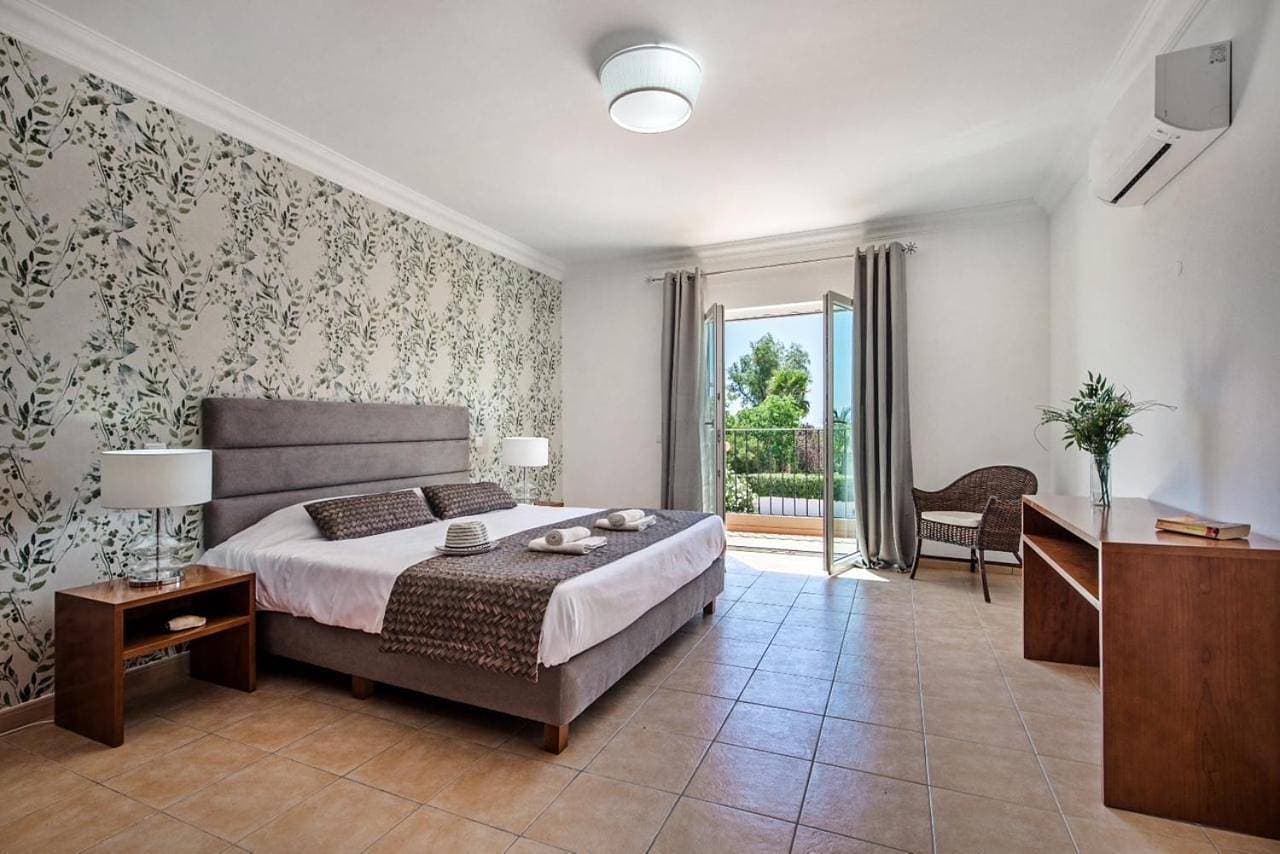 Foto 5 von 5: Villa