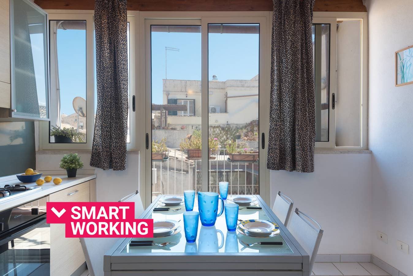 Foto 4 von 19: Aretusa Apartment with Terrace
