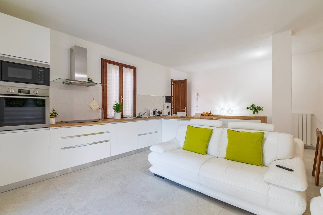 Foto 5 von 32: Ferienhaus 'Laura' mit privater Terrasse, Wi-Fi und Klimaanlage