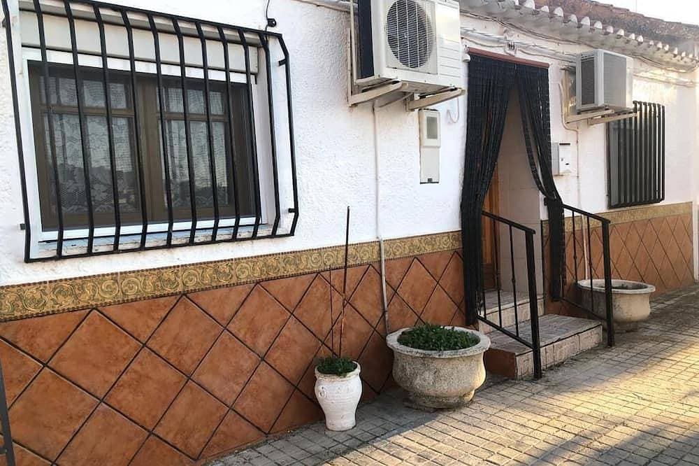 Ferienhaus-Ensuite mit Dusche 1