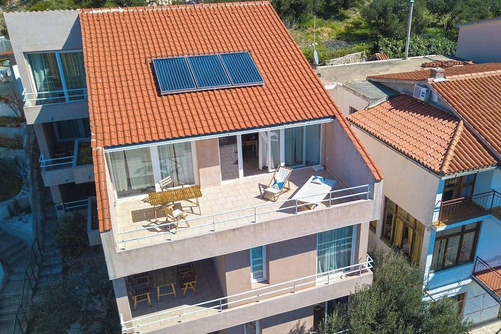 Foto 4 von 10: Villa Ivka Apartment D - terrace with panoramic views, 1 Br + ensuite bathroom