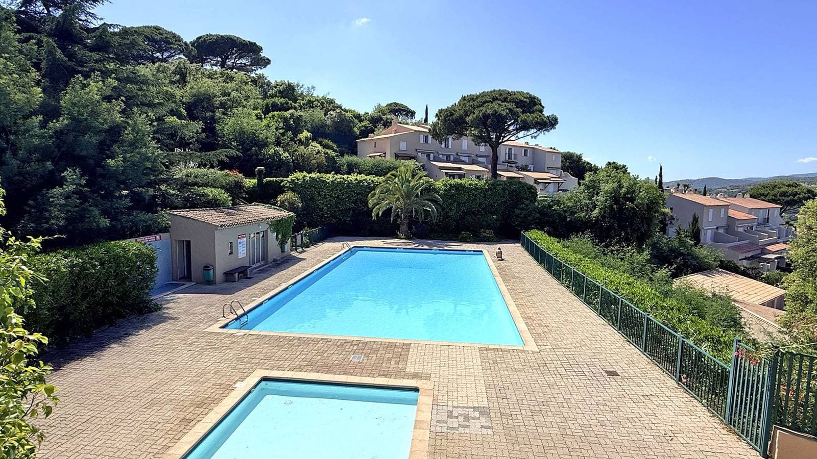 Foto 2 von 15: Apartment T2 - 3 Personen - Klimaanlage - Pool und Tennisresidenz - Freier Blick - Sainte Maxime