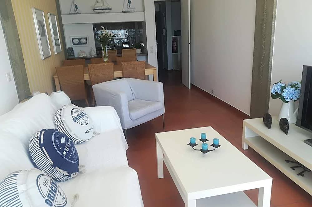 Foto 8 von 19: Apartment mit Terrasse mit Meerblick - 2 Minuten vom Strand entfernt
