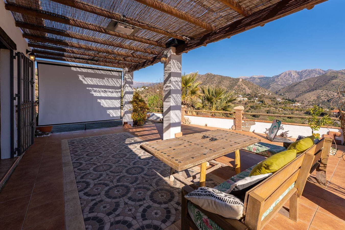 Foto 5 von 23: Villa für 5 Personen mit Terrasse
