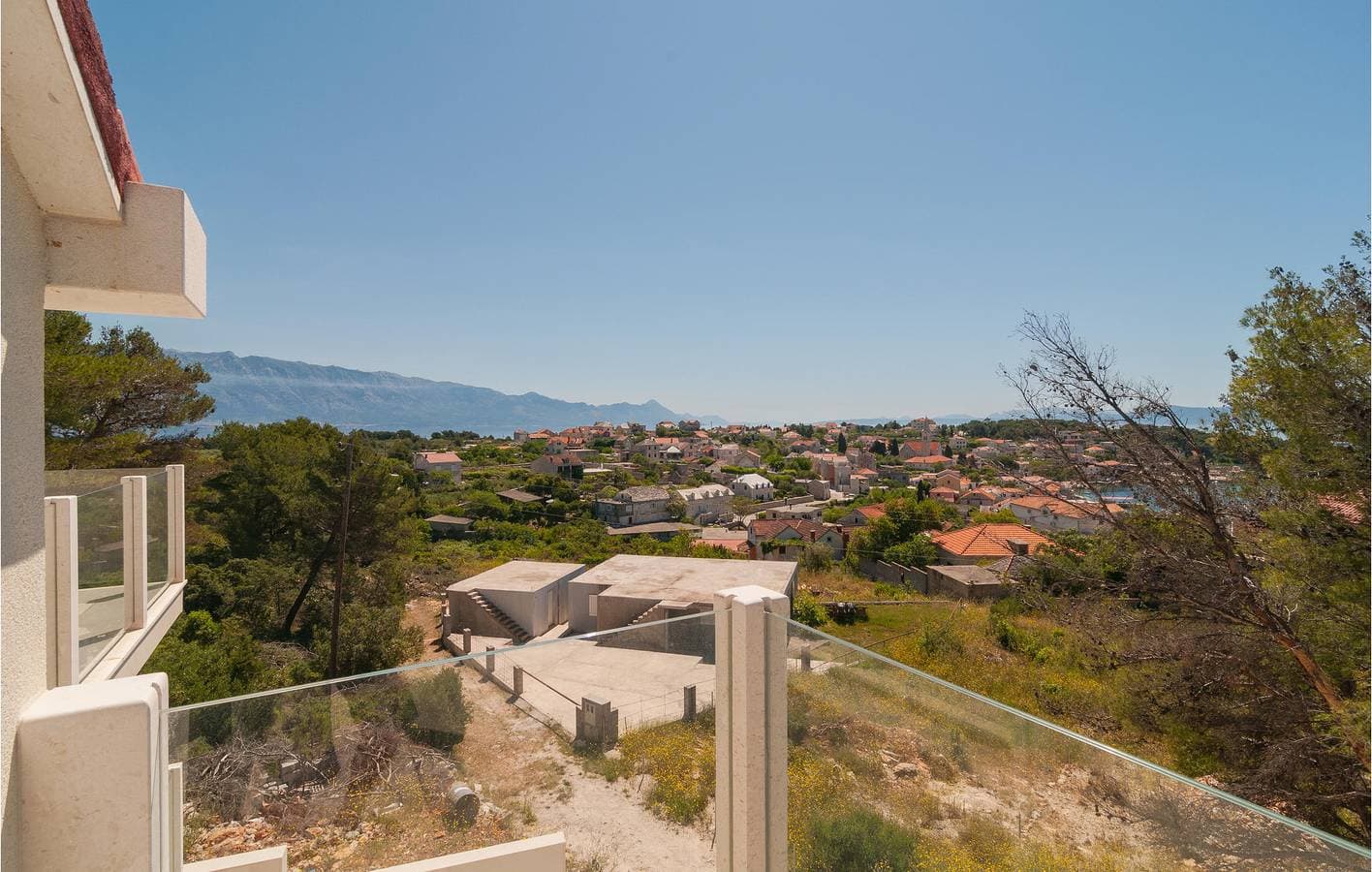 Foto 12 von 28: Geräumige 150 m² große Wohnung mit Pool und Terrasse, 1 km vom Strand entfernt